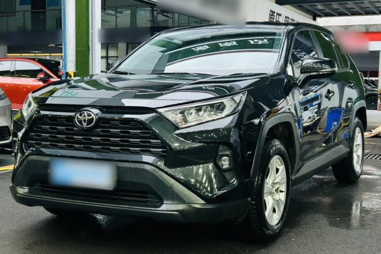 Used Toyota RAV4 2023 2.0L CVT Two-Wheel Drive Urban Edition Exterior 7