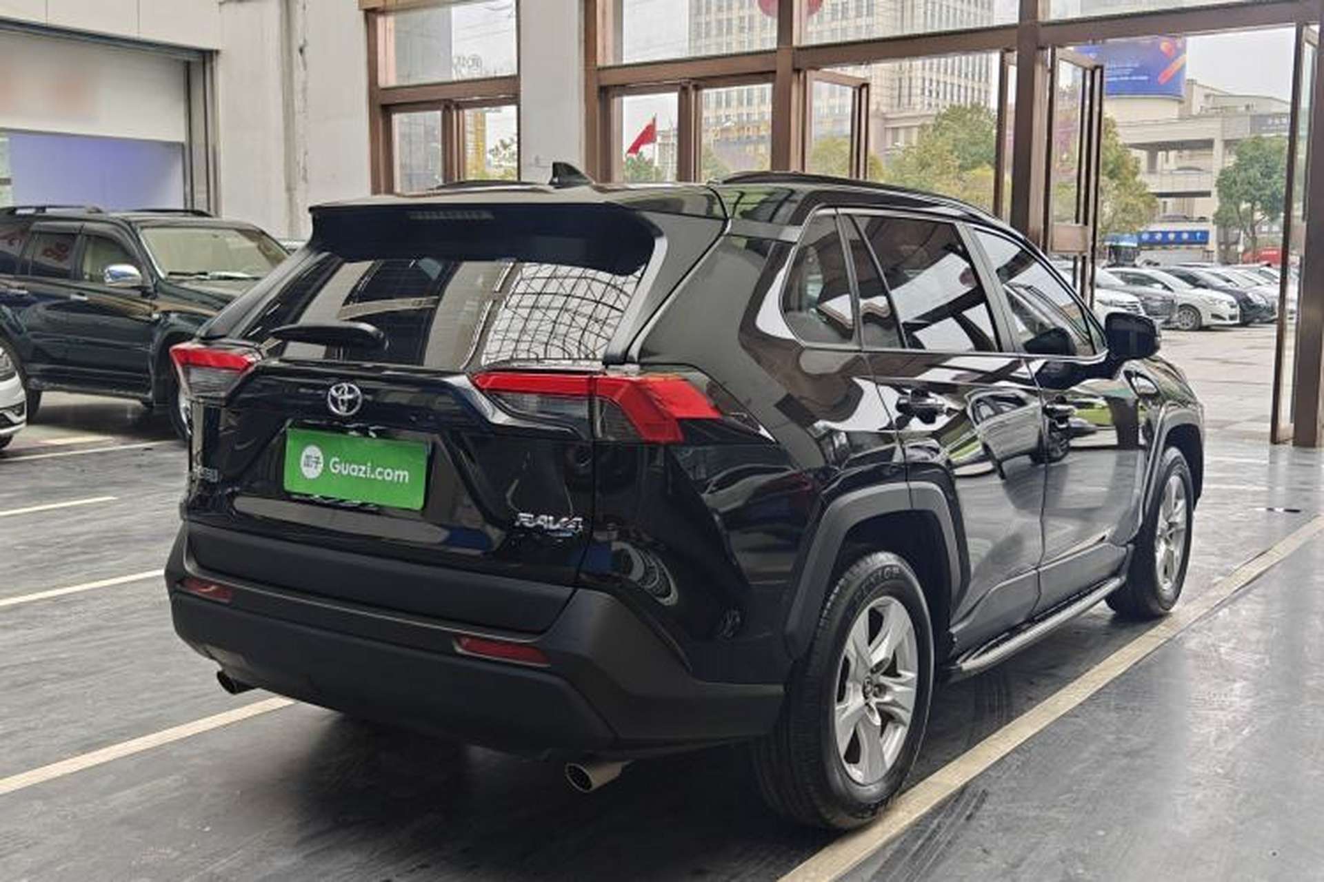 Used Toyota RAV4 2023 2.0L CVT Two-Wheel Drive Urban Edition Exterior 7