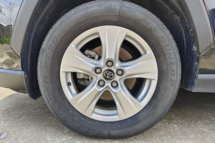 Used Toyota RAV4 2023 2.0L CVT Two-Wheel Drive Urban Edition Exterior 7