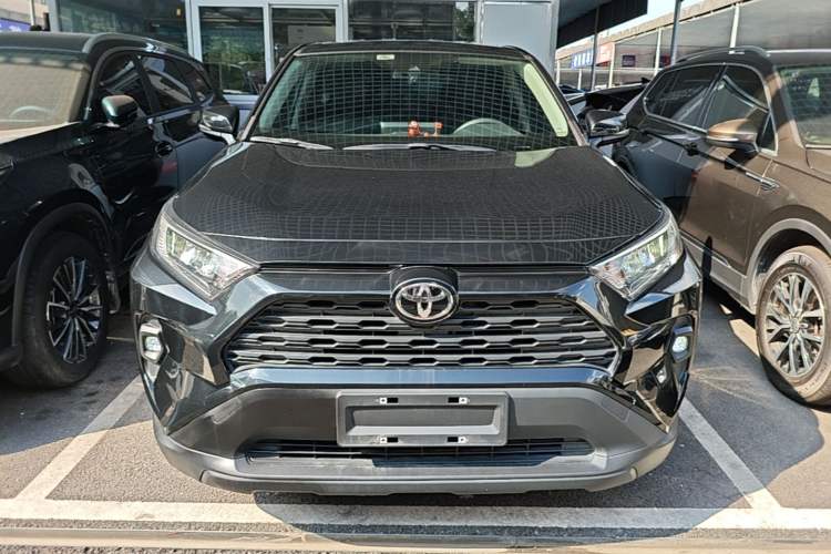 Used Toyota RAV4 2023 2.0L CVT Two-Wheel Drive Urban Edition Front