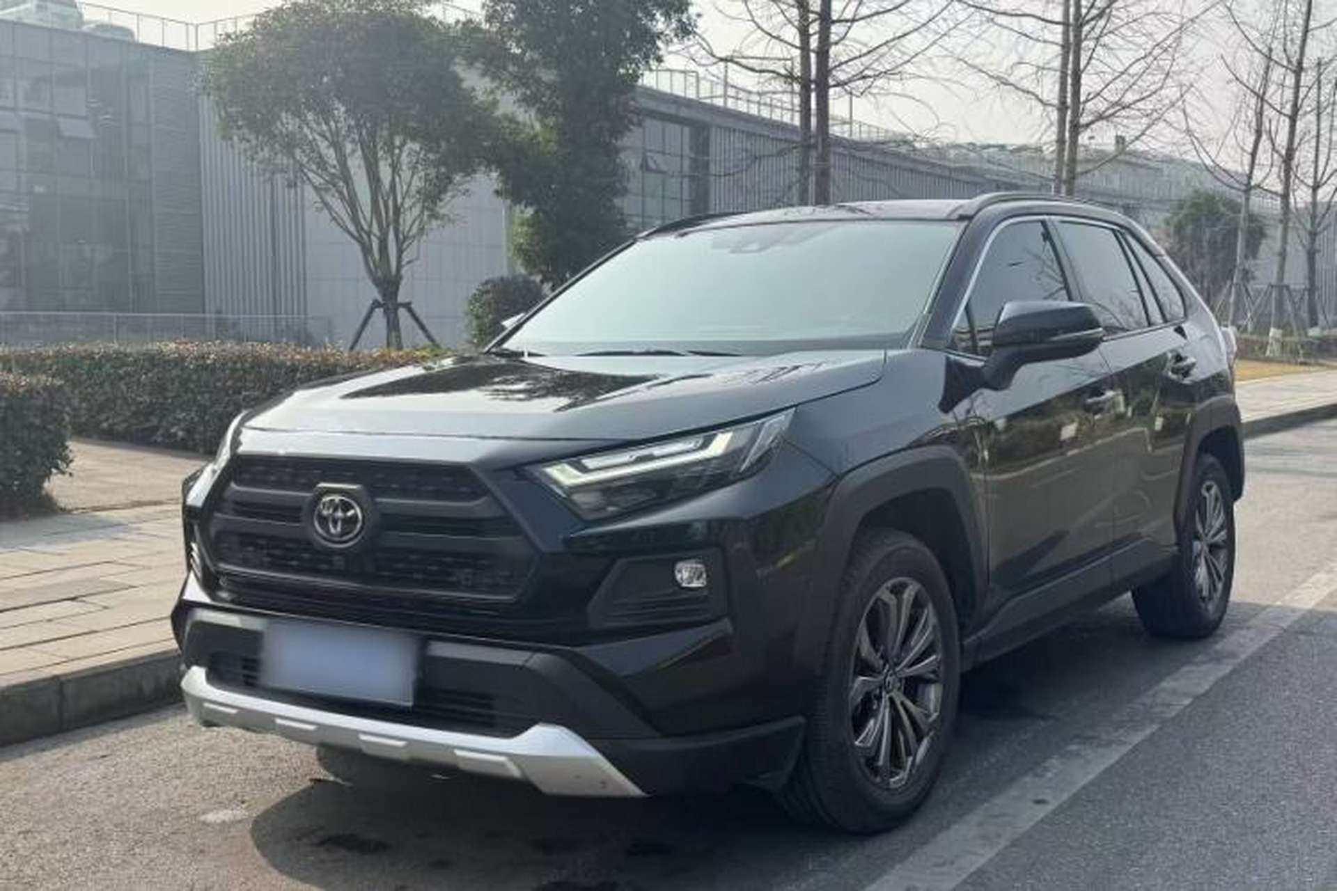 Used Toyota RAV4 2023 2.0L CVT 4x4 Explorer Plus Edition Front Left 45 Deg