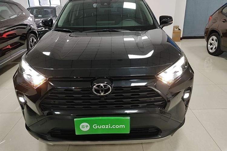 Used Toyota RAV4 2023 2.0L CVT Two-Wheel Drive Fashion Plus Edition Front