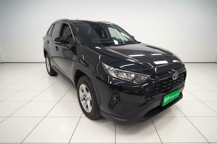 Used Toyota RAV4 2023 2.0L CVT Two-Wheel Drive Urban Edition Front Right 45 Deg