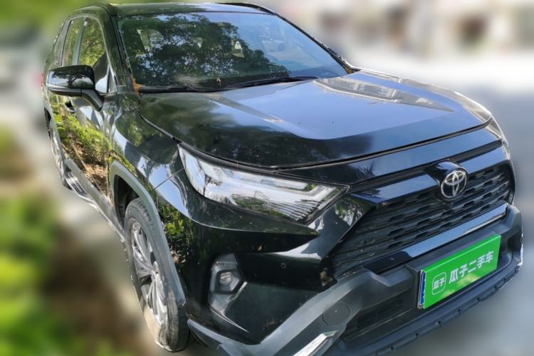 Used Toyota RAV4 2023 2.0L CVT Two-Wheel Drive Fashion Plus Edition Front Right 45 Deg