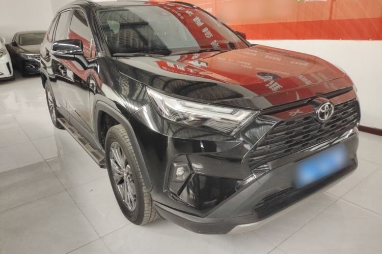 Used Toyota RAV4 2023 2.0L CVT Two-Wheel Drive Fashion Plus Edition Front Right 45 Deg