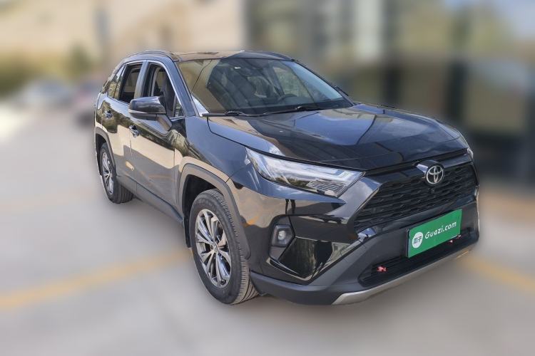 Used Toyota RAV4 2023 2.0L CVT Two-Wheel Drive Fashion Plus Edition Front Right 45 Deg