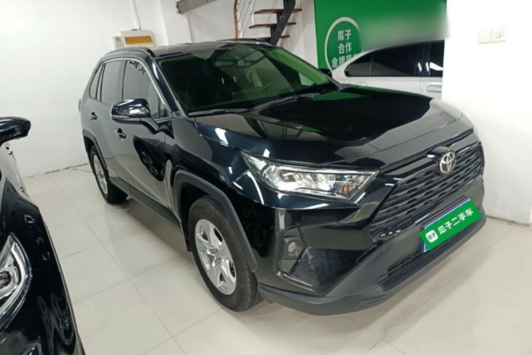 Used Toyota RAV4 2023 2.0L CVT Two-Wheel Drive Urban Edition Front Right 45 Deg