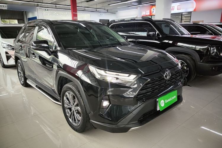 Used Toyota RAV4 2023 2.0L CVT Two-Wheel Drive Fashion Plus Edition Front Right 45 Deg