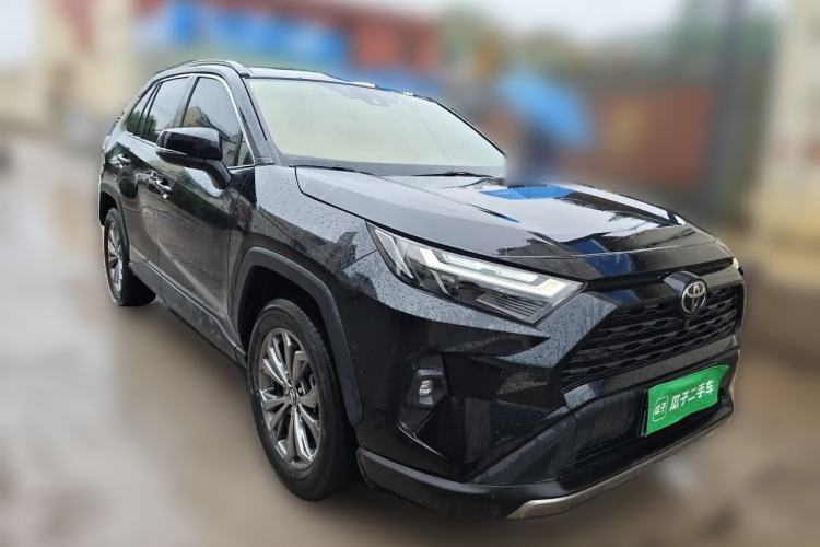 Used Toyota RAV4 2023 2.0L CVT Two-Wheel Drive Fashion Plus Edition Front Right 45 Deg