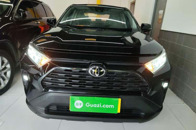 Used Toyota RAV4 2023 2.0L CVT Two-Wheel Drive Urban Edition Front