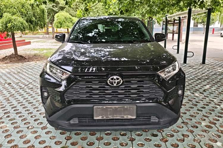 Used Toyota RAV4 2023 2.0L CVT Two-Wheel Drive Urban Edition Front