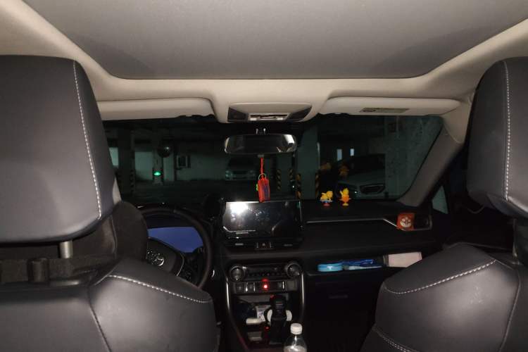 Used Toyota RAV4 2023 Dual-Engine 2.5L E-CVT Two-Wheel Drive Elite Plus Edition Headliner