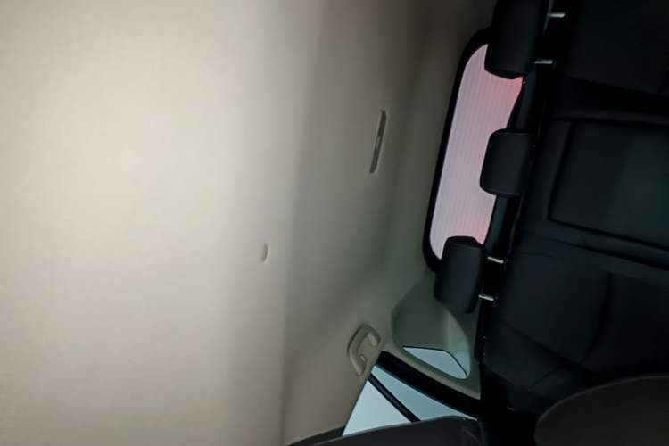 Used Toyota RAV4 2023 2.0L CVT Two-Wheel Drive Urban Edition Headliner