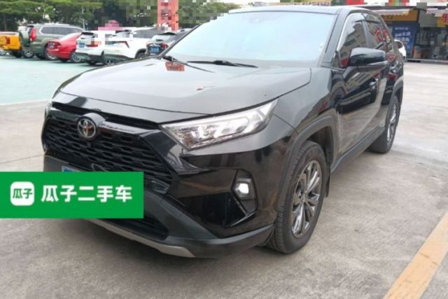 Used Toyota RAV4 2023 2.0L CVT Two-Wheel Drive Fashion Edition
