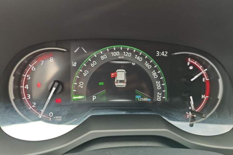 Used Toyota RAV4 2023 2.0L CVT Two-Wheel Drive Fashion Edition Instrument Cluster