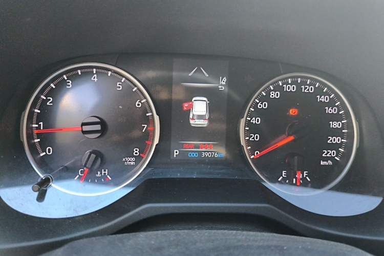 Used Toyota RAV4 2023 2.0L CVT Two-Wheel Drive Fashion Edition Instrument Cluster