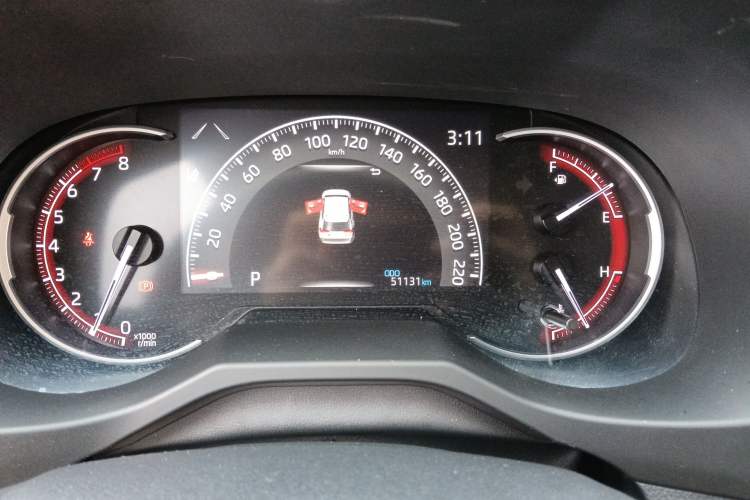 Used Toyota RAV4 2023 2.0L CVT Two-Wheel Drive Fashion Edition Instrument Cluster