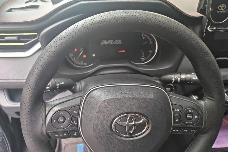 Used Toyota RAV4 2023 2.0L CVT Two-Wheel Drive Fashion Edition Instrument Cluster