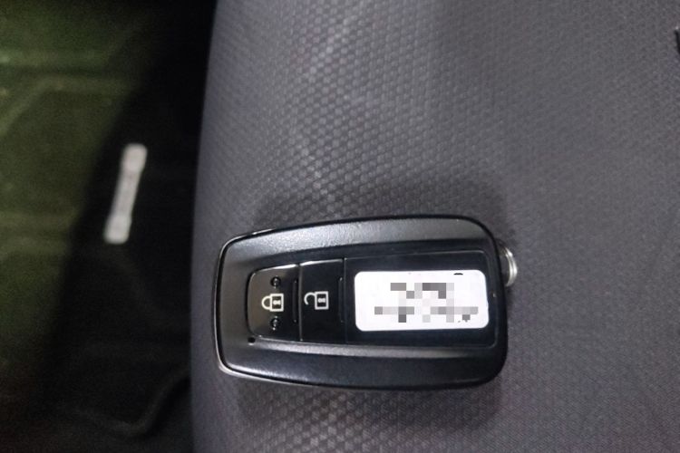 Used Toyota RAV4 2023 Dual-Motor 2.5L E-CVT Two-Wheel Drive Elite Edition Interior 1
