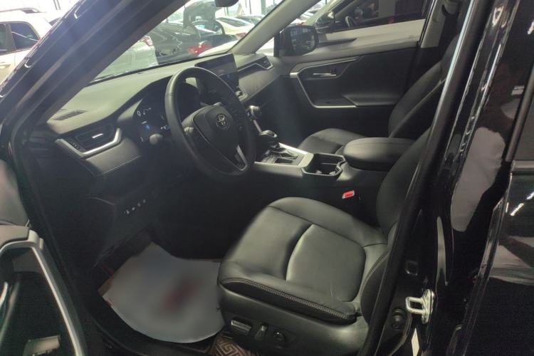 Used Toyota RAV4 2023 2.0L CVT Two-Wheel Drive Fashion Plus Edition Interior 1