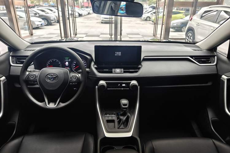 Used Toyota RAV4 2023 2.0L CVT Two-Wheel Drive Urban Edition Interior 3