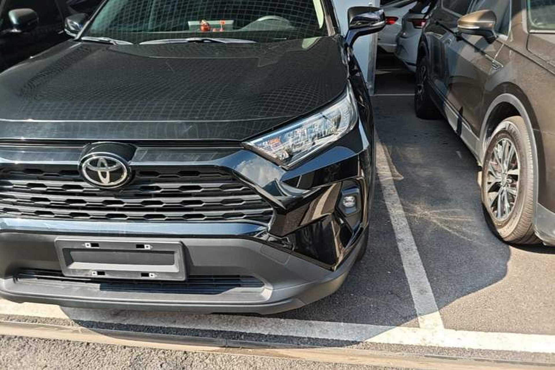 Used Toyota RAV4 2023 2.0L CVT Two-Wheel Drive Urban Edition Left Front Headlight