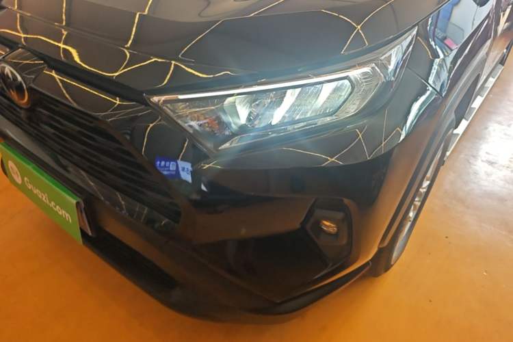 Used Toyota RAV4 2023 2.0L CVT Two-Wheel Drive Urban Edition Left Front Headlight