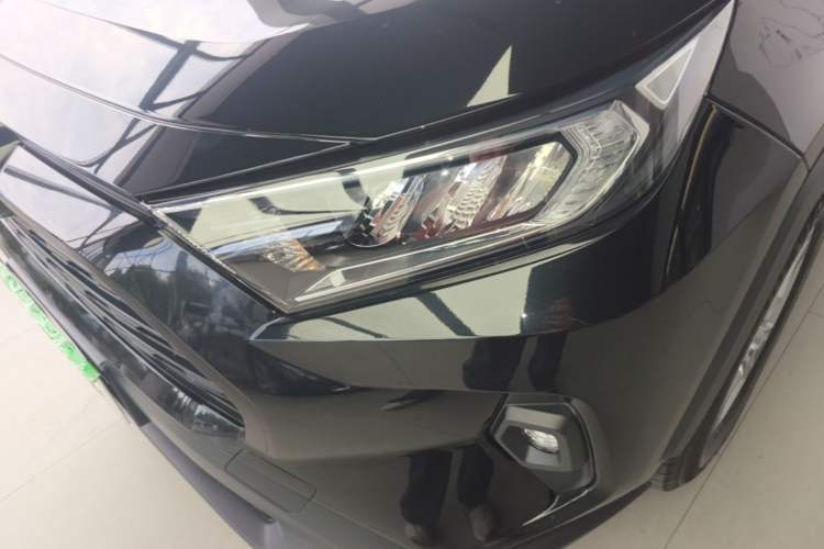 Used Toyota RAV4 2023 2.0L CVT Two-Wheel Drive Urban Edition Left Front Headlight