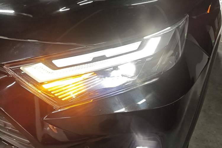 Used Toyota RAV4 2023 2.0L CVT Two-Wheel Drive Fashion Plus Edition Left Front Headlight