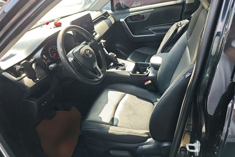 Used Toyota RAV4 2023 2.0L CVT Two-Wheel Drive Urban Edition Left Front Seat