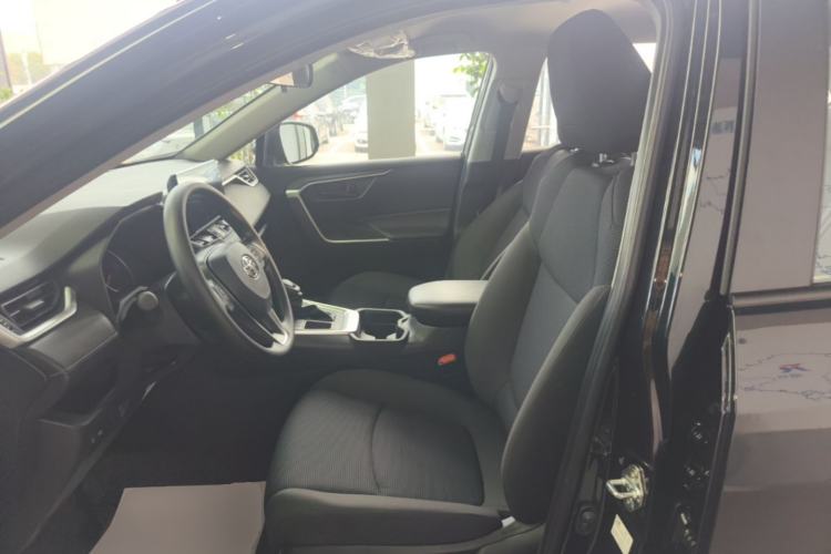 Used Toyota RAV4 2023 2.0L CVT Two-Wheel Drive Urban Edition Left Front Seat