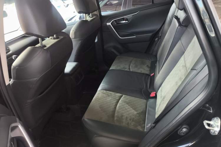 Used Toyota RAV4 2023 2.0L CVT 4x4 Explorer Plus Edition Left Rear Seat