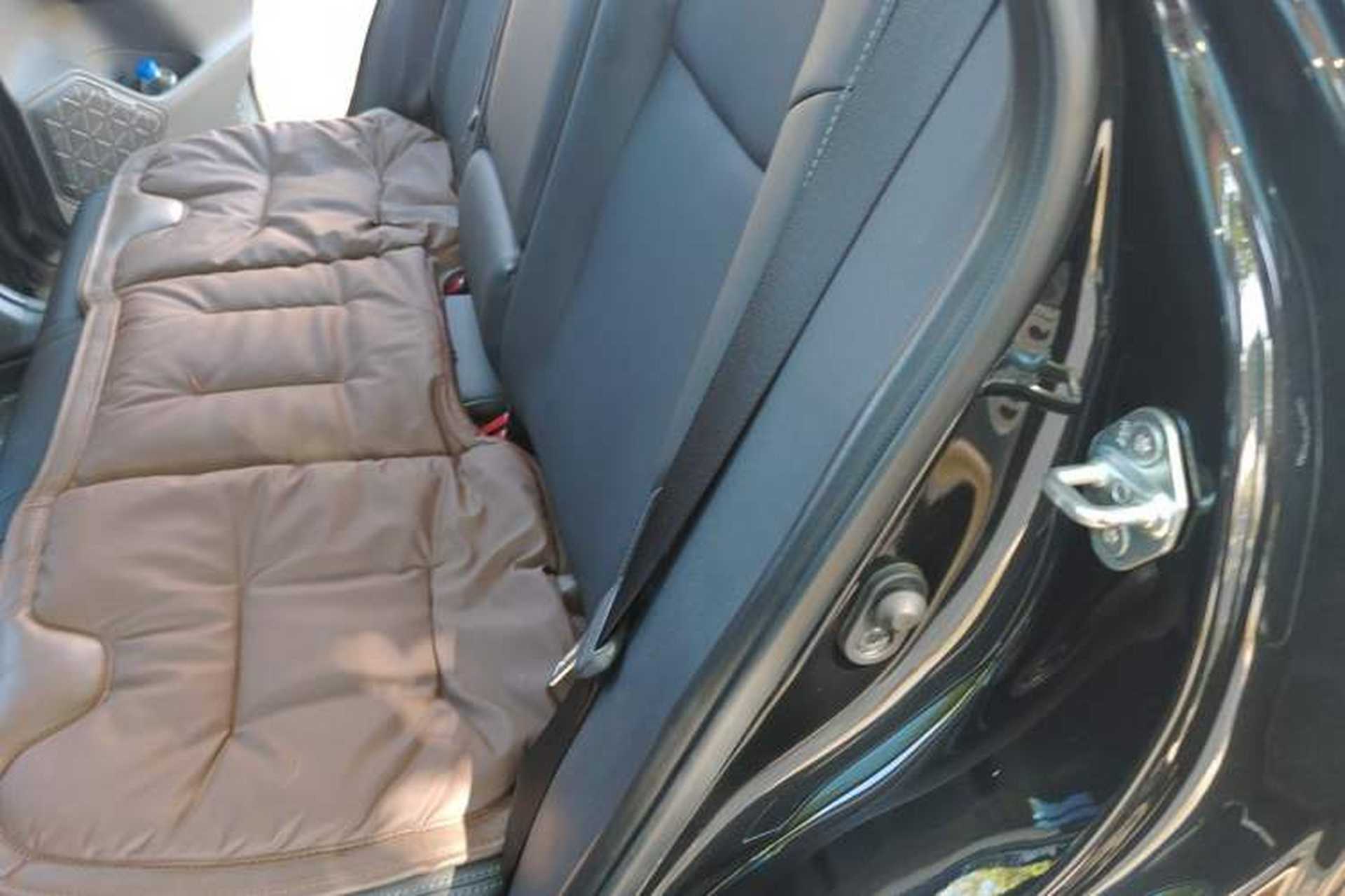 Used Toyota RAV4 2023 2.0L CVT Two-Wheel Drive Urban Edition Left Rear Seat