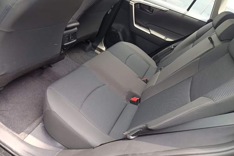 Used Toyota RAV4 2023 2.0L CVT Two-Wheel Drive Urban Edition Left Rear Seat