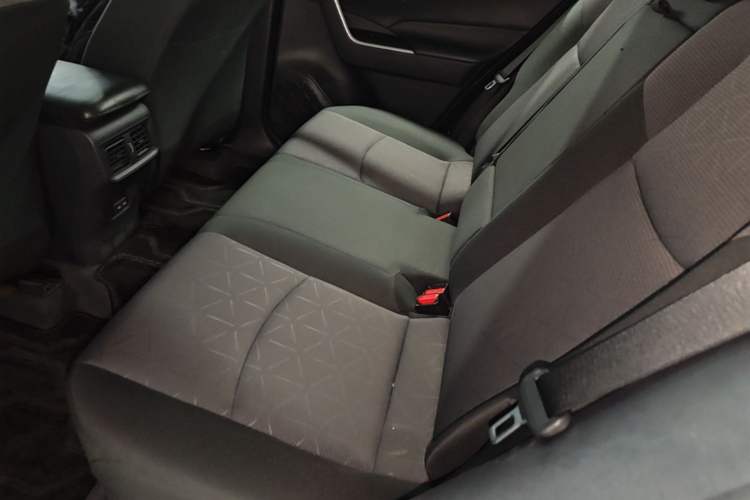 Used Toyota RAV4 2023 2.0L CVT Two-Wheel Drive Fashion Edition Left Rear Seat