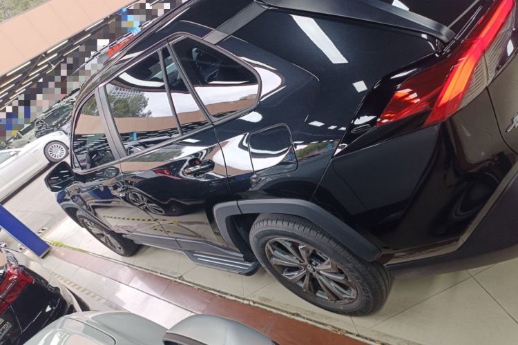 Used Toyota RAV4 2023 2.0L CVT Two-Wheel Drive Fashion Plus Edition Left Side