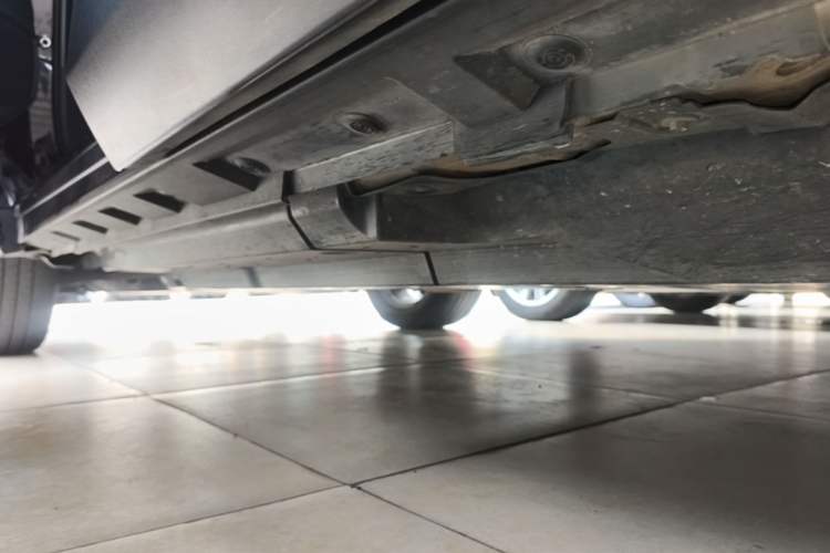 Used Toyota RAV4 2023 2.0L CVT 4x4 Explorer Plus Edition Left Side Sill