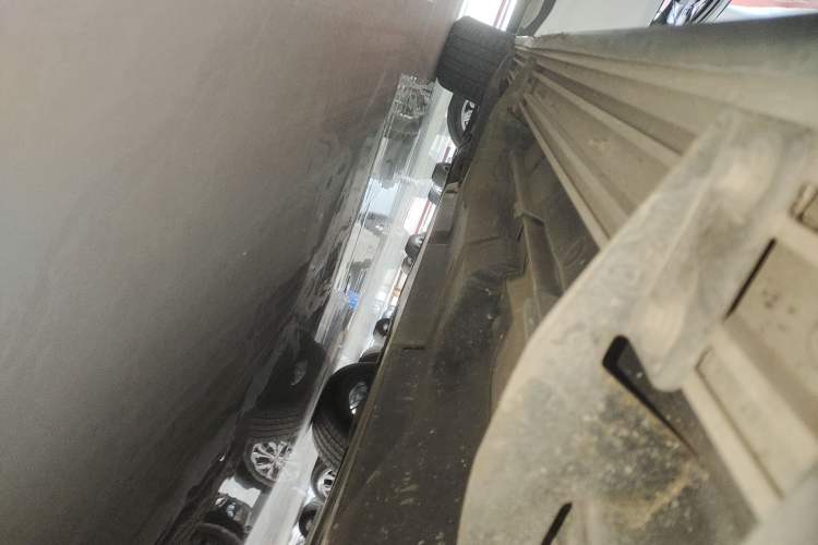 Used Toyota RAV4 2023 2.0L CVT Two-Wheel Drive Fashion Plus Edition Left Side Sill