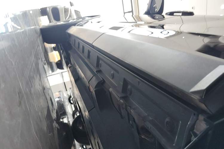 Used Toyota RAV4 2023 2.0L CVT Two-Wheel Drive Fashion Plus Edition Left Side Sill