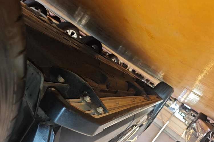 Used Toyota RAV4 2023 2.0L CVT Two-Wheel Drive Urban Edition Left Side Sill