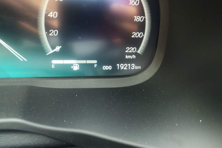 Used Toyota RAV4 2023 2.0L CVT Two-Wheel Drive Fashion Plus Edition Odometer Close Up