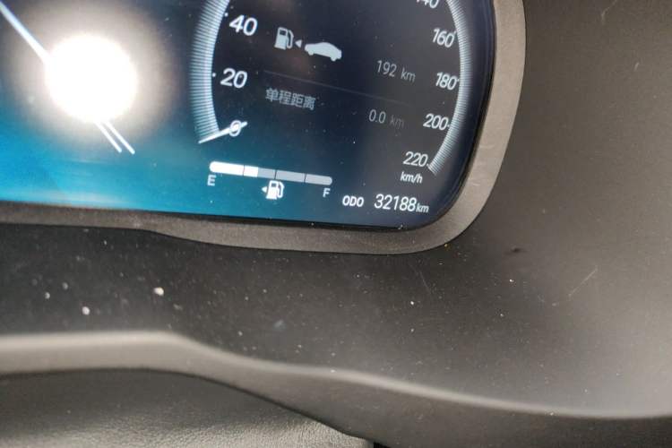 Used Toyota RAV4 2023 2.0L CVT Two-Wheel Drive Fashion Plus Edition Odometer Close Up