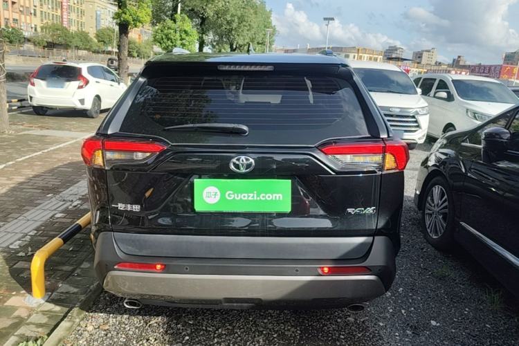 Used Toyota RAV4 2023 2.0L CVT Two-Wheel Drive Fashion Plus Edition Rear