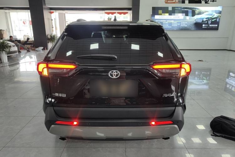 Used Toyota RAV4 2023 2.0L CVT Two-Wheel Drive Fashion Plus Edition Rear