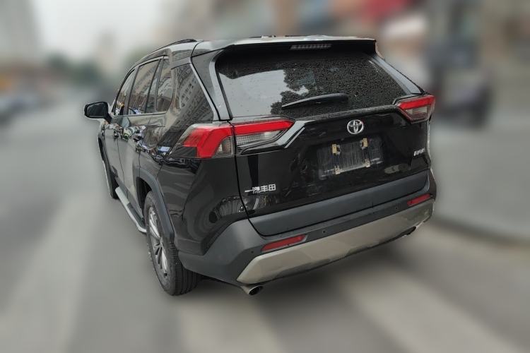 Used Toyota RAV4 2023 2.0L CVT Two-Wheel Drive Fashion Plus Edition Rear Left 45 Deg