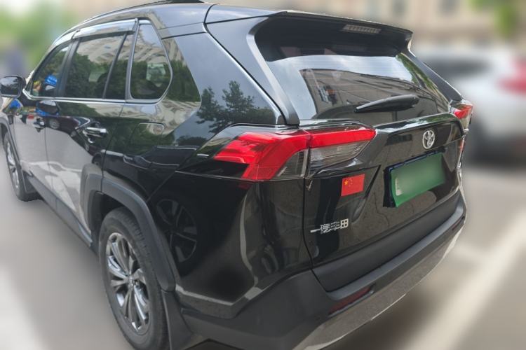 Used Toyota RAV4 2023 2.0L CVT Two-Wheel Drive Fashion Plus Edition Rear Left 45 Deg