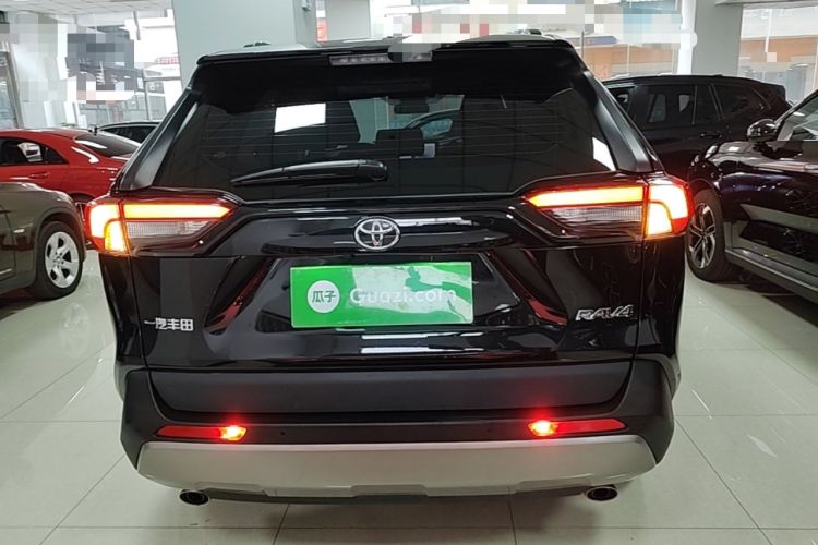 Used Toyota RAV4 2023 2.0L CVT Two-Wheel Drive Fashion Plus Edition Rear