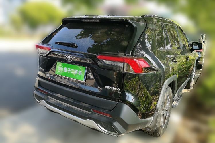 Used Toyota RAV4 2023 2.0L CVT Two-Wheel Drive Fashion Plus Edition Rear Right 45 Deg