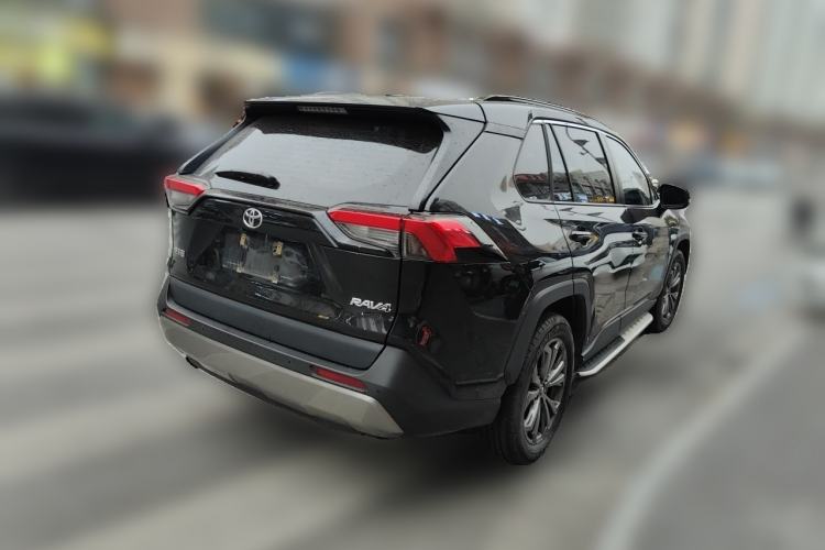 Used Toyota RAV4 2023 2.0L CVT Two-Wheel Drive Fashion Plus Edition Rear Right 45 Deg