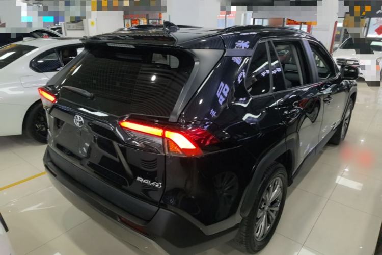 Used Toyota RAV4 2023 2.0L CVT Two-Wheel Drive Fashion Plus Edition Rear Right 45 Deg